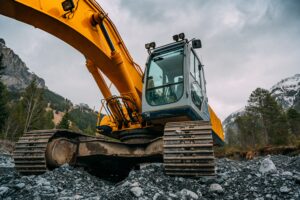 Excavator with Steel Tracks