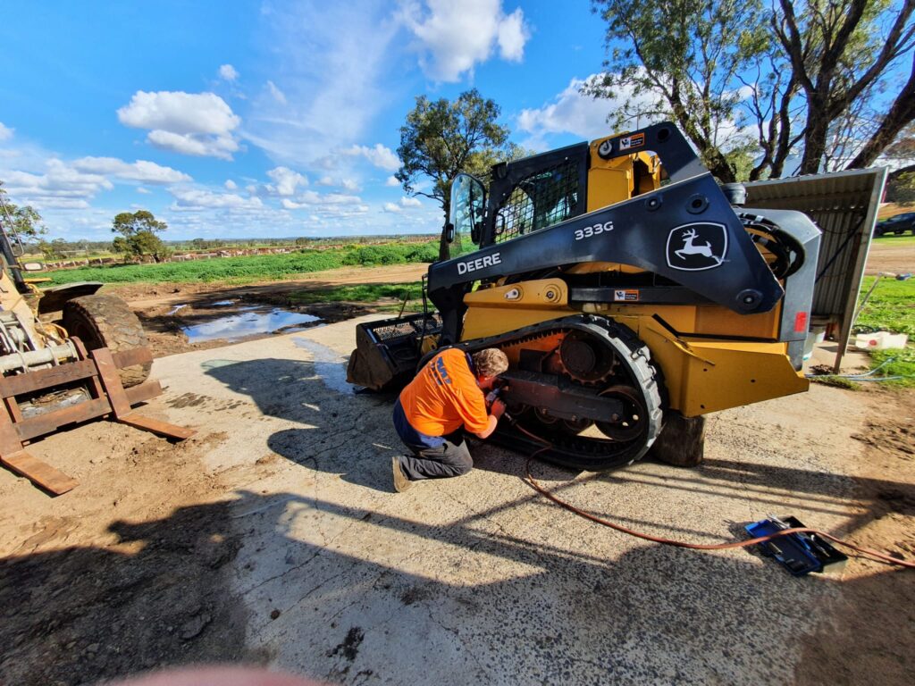 excavator tracks